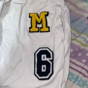 White sweatpants w M and 6